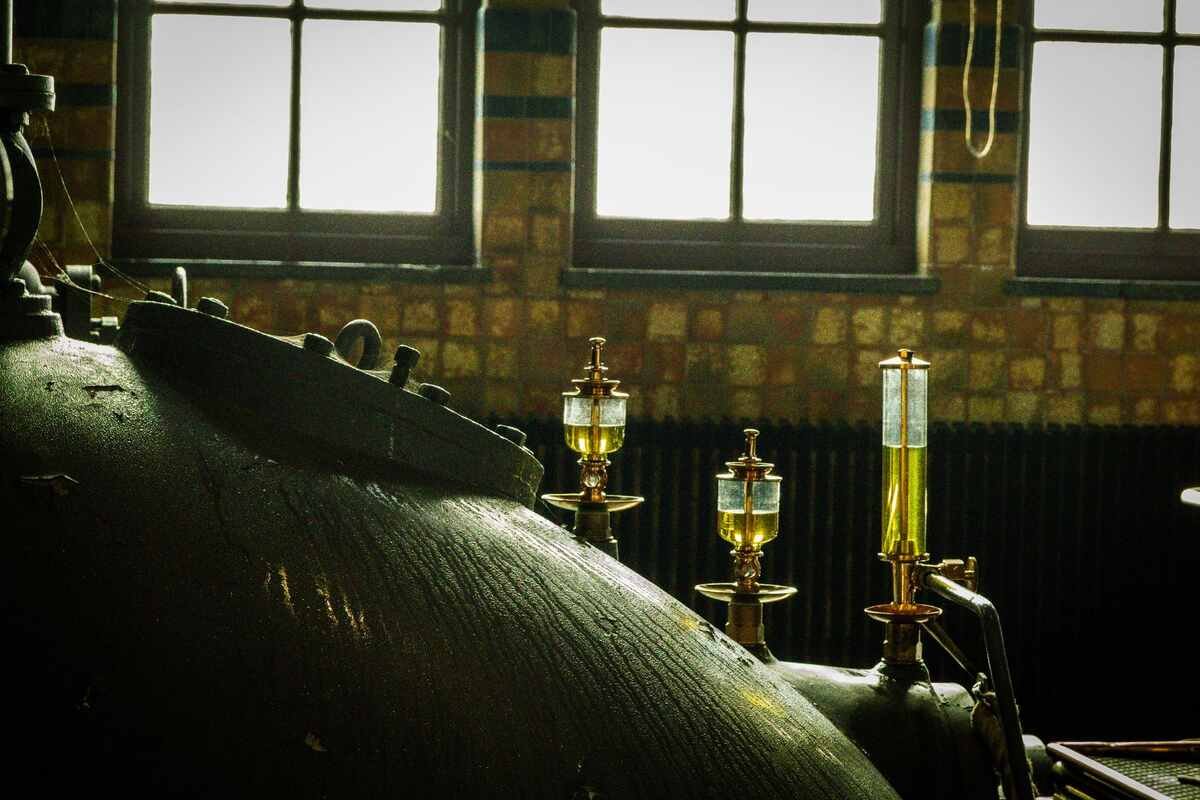 Chaufferie vapeur industrielle avec réseau de distribution