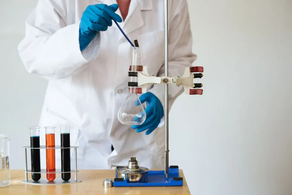 Comparaison de la conductivité thermique λ de différents matériaux isolants industriels