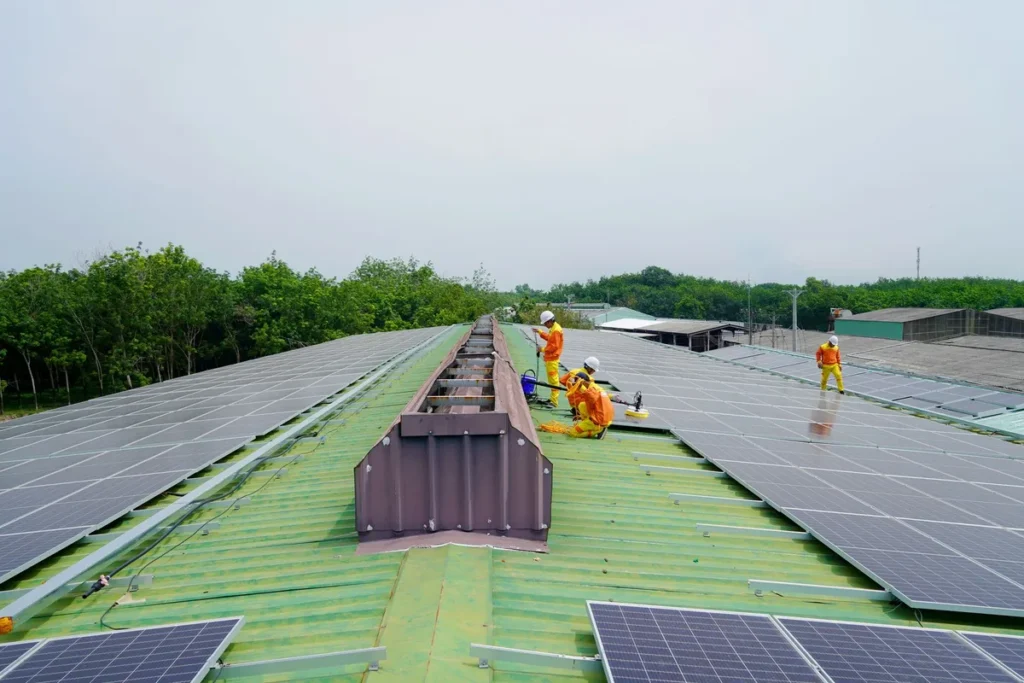 Contrat de performance énergétique (CPE) — principe, garantie de résultats énergétiques (15-40 % d'économies) et modèles contractuels ESCo pour industriels et collectivités