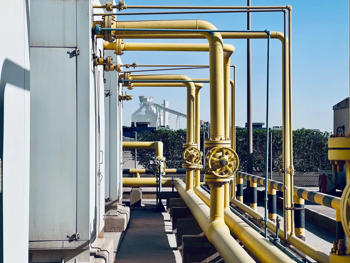 IND-UT-117 — vanne isolée par manchon amovible sur réseau vapeur industriel : réduction des pertes thermiques aux points singuliers, éligible CEE fiche IND-UT-117