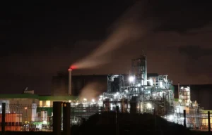 Decryptage d'une facture d'energie industrielle : abonnement, poste energie, acheminement TURPE et taxes TICFE pour reduire la facture de 10 a 25 %