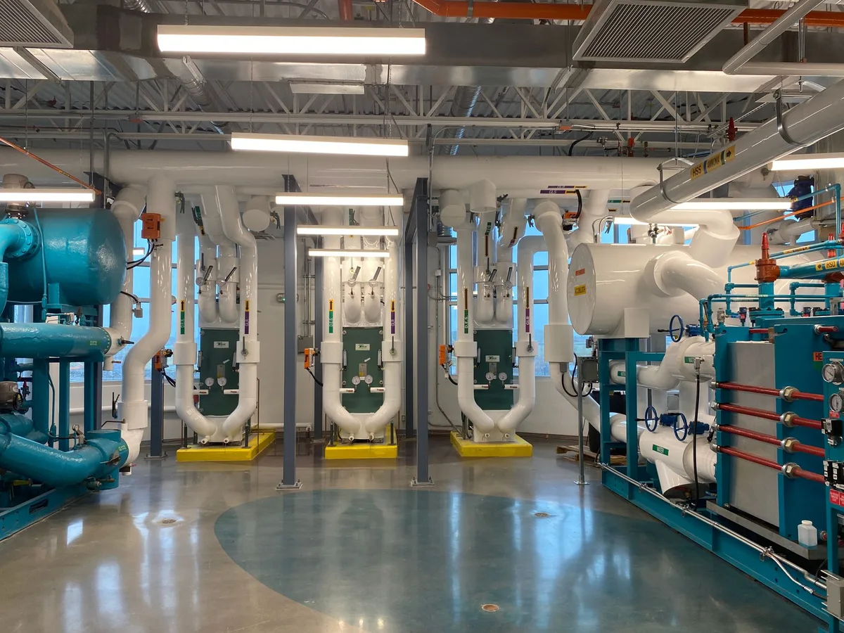 PAC haute température — cycles thermodynamiques adaptés : compression haute pression, fluides frigorigènes R744/R718 et échangeurs de chaleur procédé