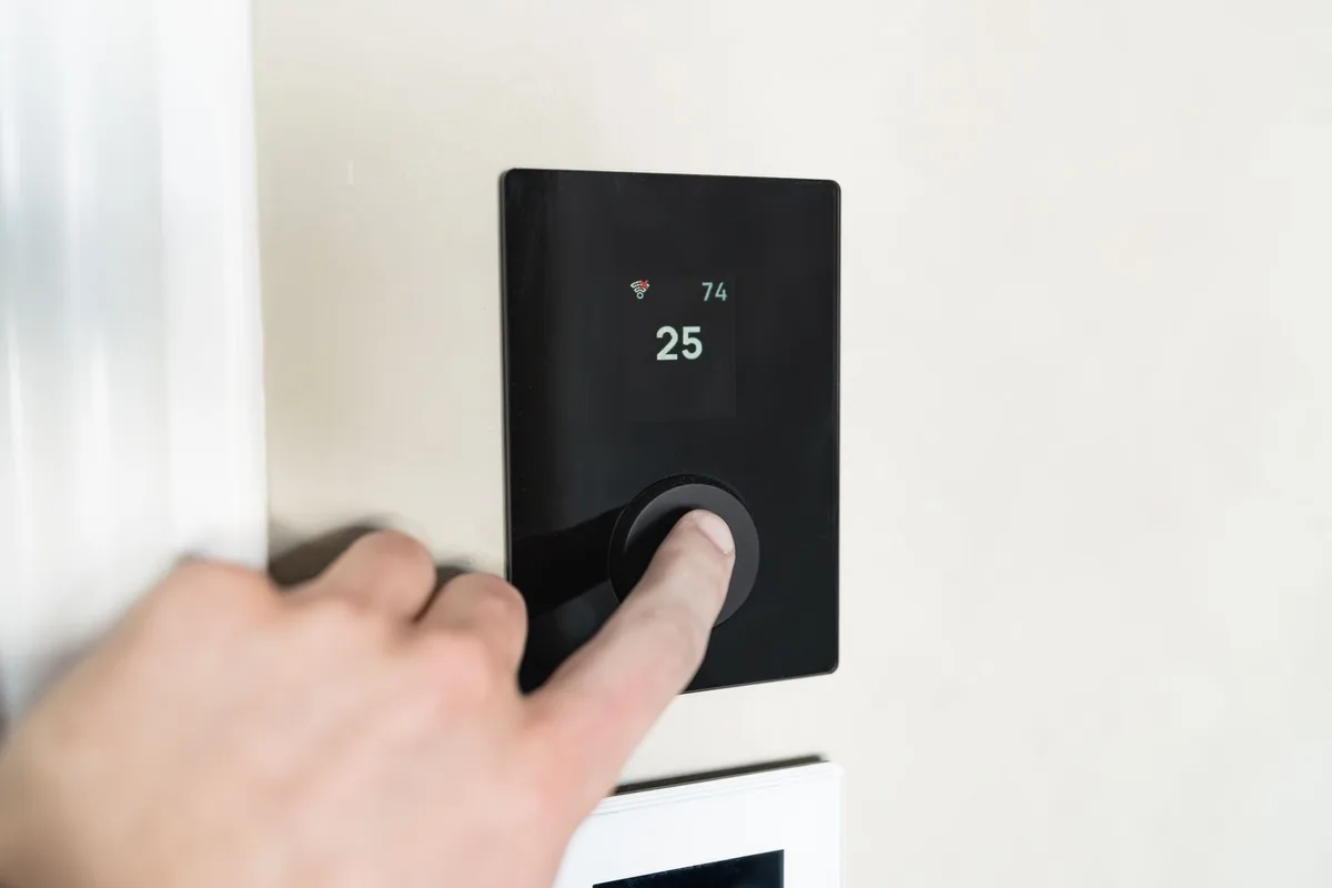 Thermostat connecté pour la gestion intelligente du chauffage résidentiel